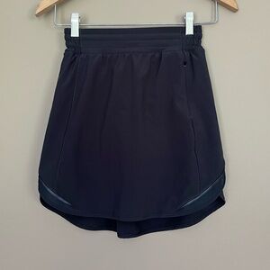 {Lululemon} Hotty Hot High-Rise Skirt Long in Black - Womens 2